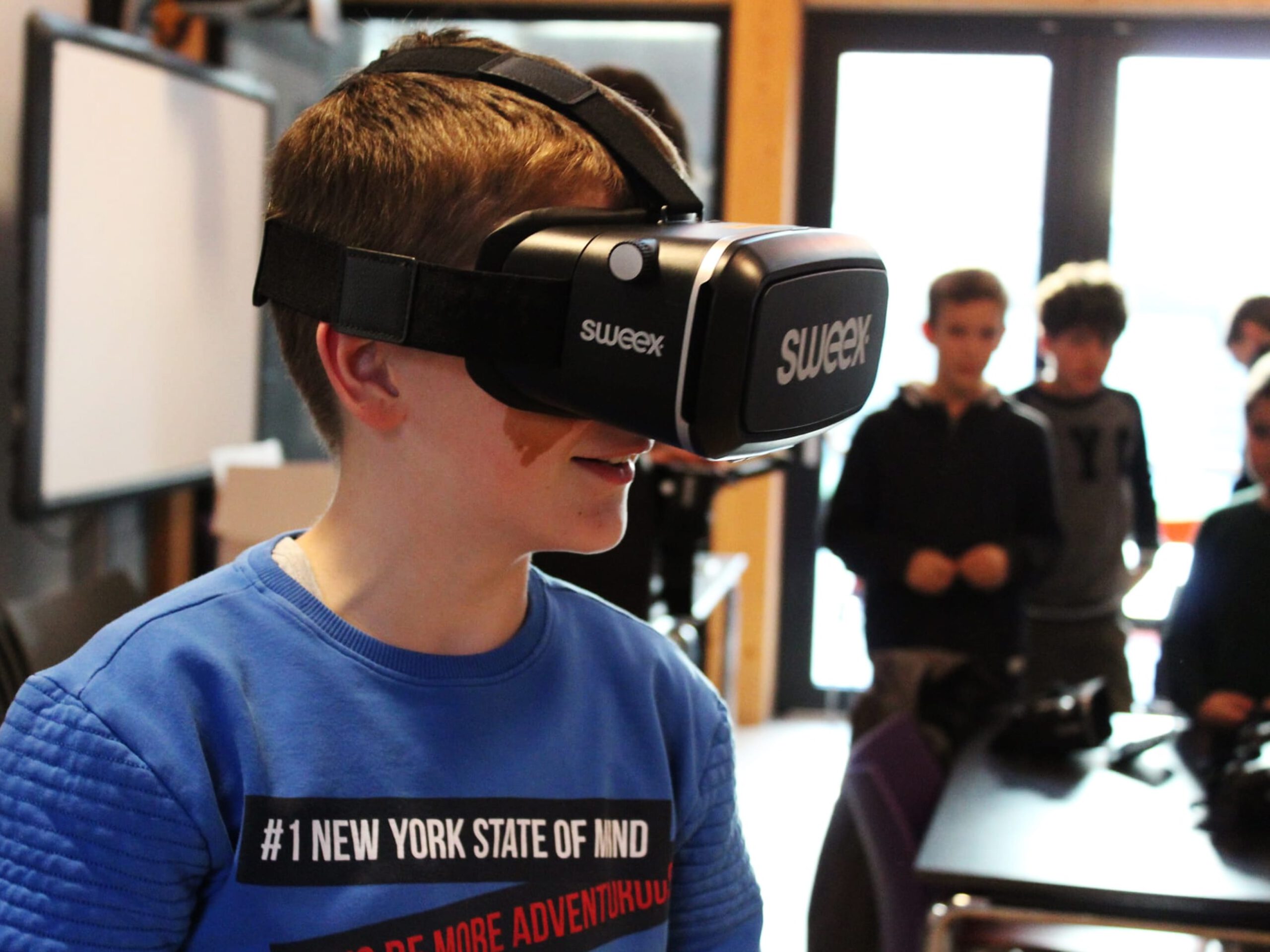 Virtual reality maker